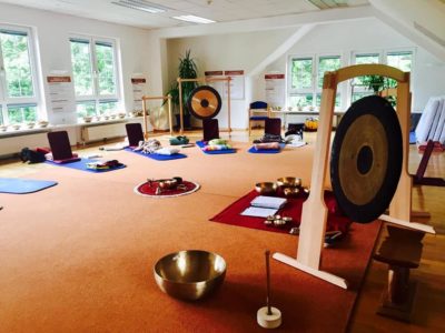 KLANGSCHALEN Massage 💖 - Geführte Meditation & Klangreisen 💖💖 - 1 Einheit 50 Min.