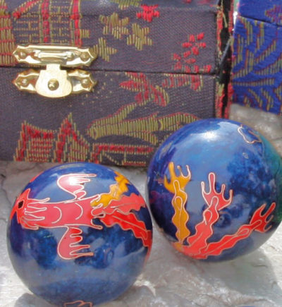 Qi Gong Klangkugelset -  Drache & Phönix im Brokatkästchen  Ø 4cm